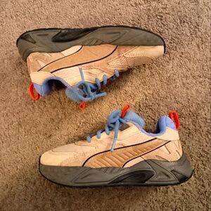 Puma Rs - Trck Explore Boys Size 1 Tan Sneakers PRE-OWNED